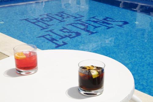 Hotel Els Pins - image 11