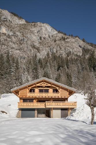 Exterior view, Chalet La Rocca in Passengue