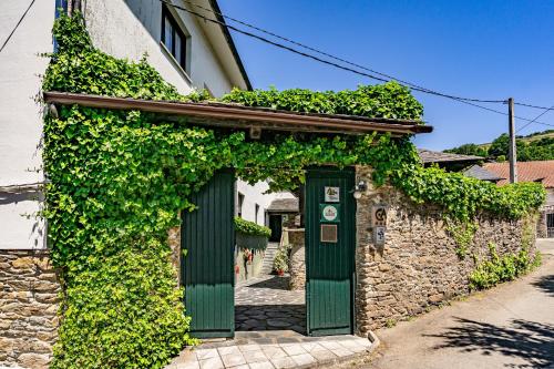 Exterior view, Casa Rural Casa Mario in Cangas Del Narcea