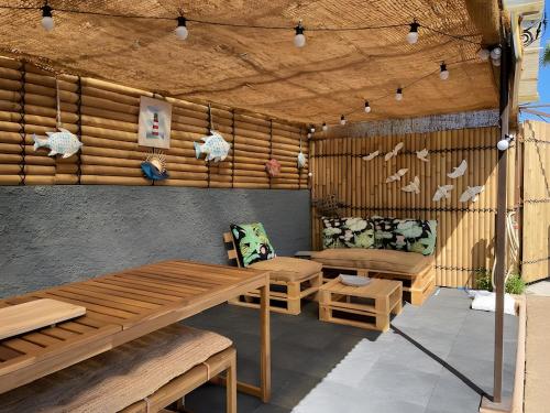 Le Cabanon de vacances avec patio