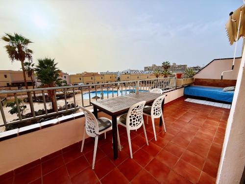 2 Bedroom Apartment Callao Salvaje