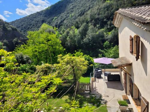 Maison en Cevennes gîte à louer L'Estréchure