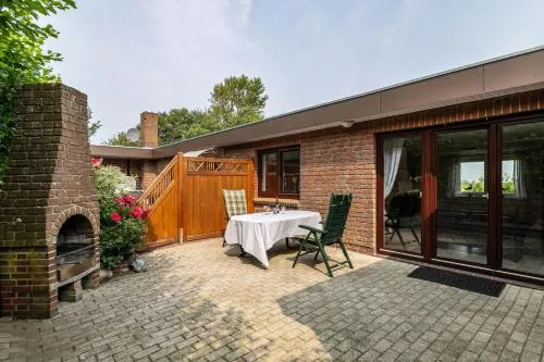 Ferienhaus Alter Deich in Norddeich, Deutschland