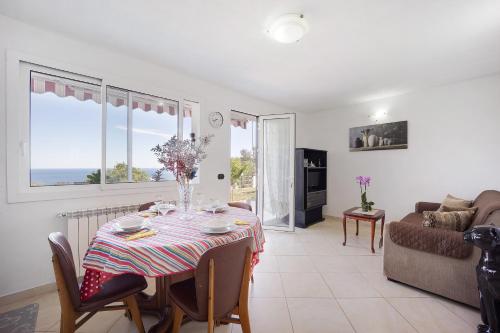  casa vacanza Sanaa in Civezza
