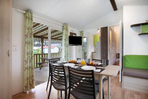 Exterior view, Bungalow T3 i i i - 15 Min Nazare in Pataias