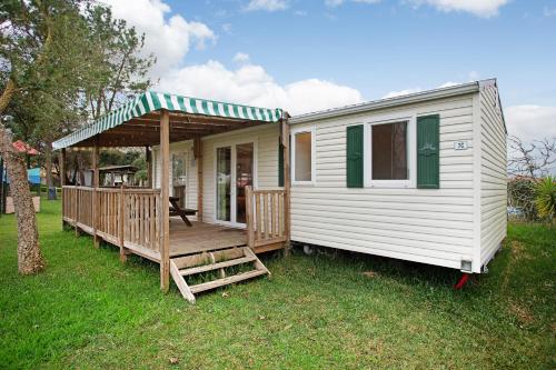 Exterior view, Bungalow T3 i i i - 15 Min Nazare in Pataias