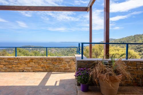 Maison Gaou Bénat Piscine Vue mer - image 3