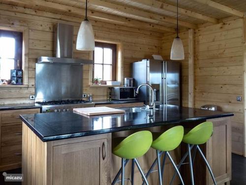 virtuve, Houten villa Tine in Twenterand
