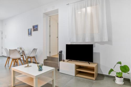 Almarvejer Apartment Self Check-in - image 5