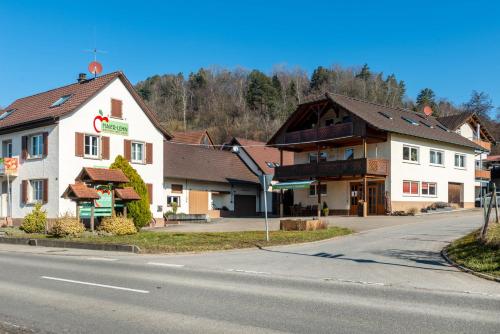 Obstgut Mit Herz Thomas Maier in Stockach, Schweiz