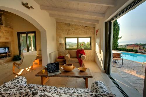 Exterior view, Villa Mataki Ideales Resort in Trapezaki Beach