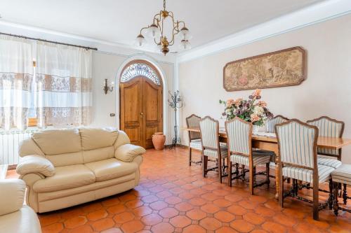 Viesnīcas āriene, Nonna Teta 10 in Molazzana