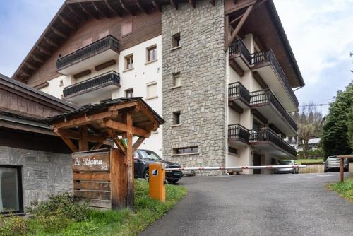 Appartement au centre de megève - image 3