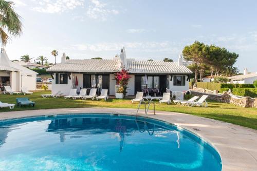 Casa 7 T en Complejo Binisafua – khách sạn tại Sant Lluis