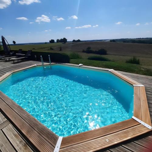 Maison Campagne avec Piscine et Spa gîte à louer Genébrières