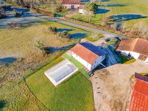 Viesnīcas āriene, Maison au calme et piscine privée (Maison au calme et piscine privee) in Siorac-de-Riberac