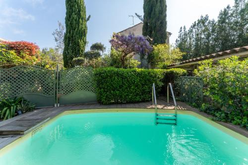 Studio avec piscine à Avignon - image 5