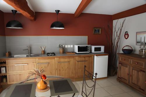 virtuve, Gite Les Trois Collines in Treffort Cuisiat