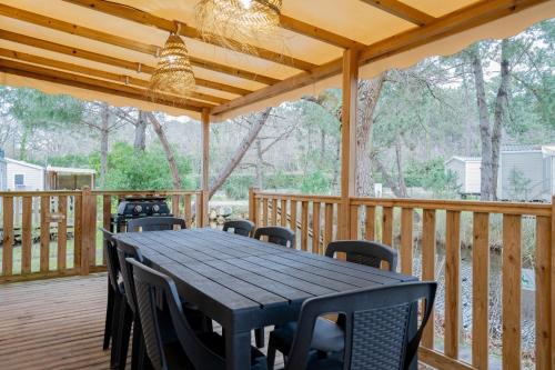 La Cabane du Bassin Mobil-home