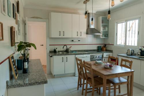 Andalusian Villa - image 5