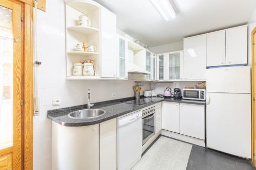 virtuve, Casa Rural Cantueso 1 in Valleruela Depedraza