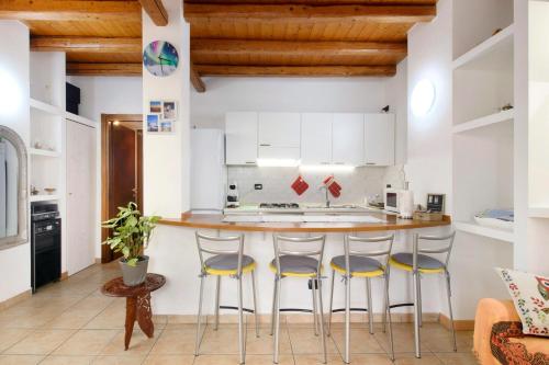 virtuve, La Casa Del Barba Monguzzo in Monguzzo