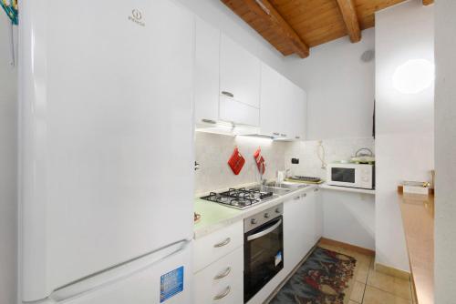 virtuve, La Casa Del Barba Monguzzo in Monguzzo