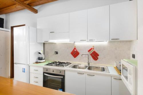virtuve, La Casa Del Barba Monguzzo in Monguzzo