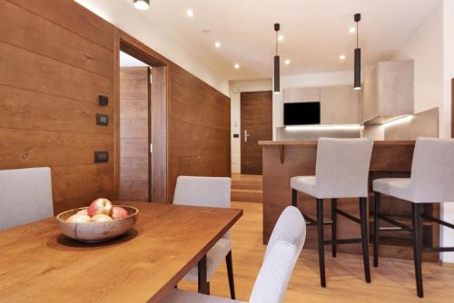Apartments Montblanc Sella 2