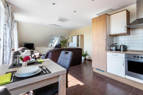 Фасада на хотела, Ferienwohnung Mühlenweide (Ferienwohnung Muhlenweide) in Wesselburen