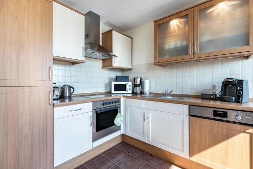 кухня, Ferienwohnung Mühlenweide (Ferienwohnung Muhlenweide) in Wesselburen