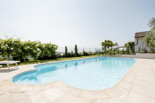 Viesnīcas āriene, Suite Al Pian Apartment in Mezzane Di Sotto