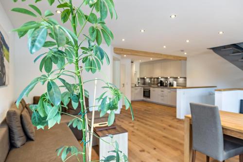 3 bedrooms, 4 beds