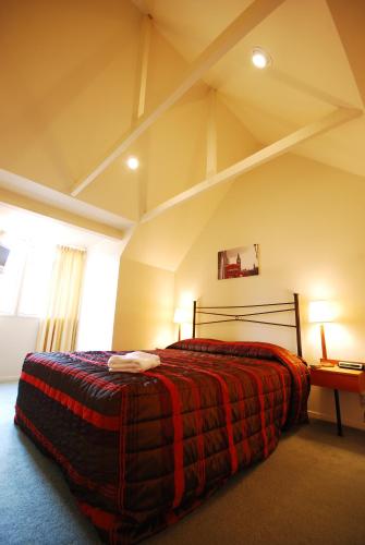 Baden Lodge