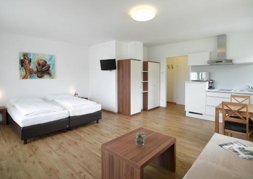 2 twin beds