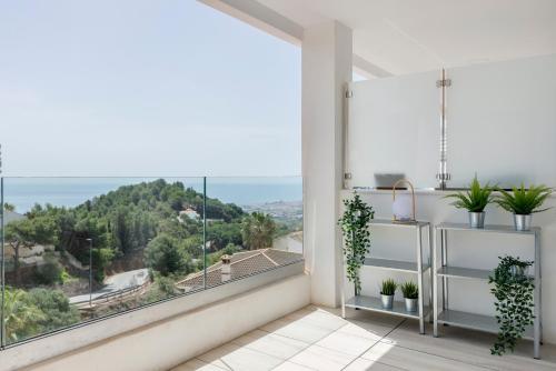 Central Apartment with a view - image 5