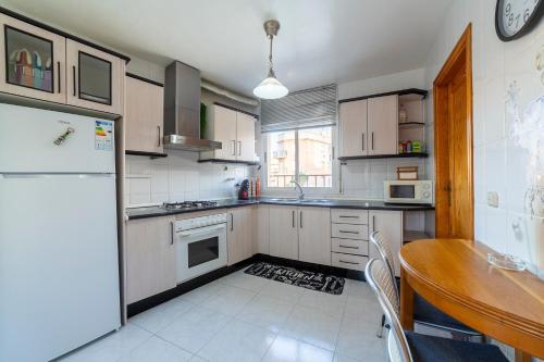 Konyha, Mccoy avenida 3 in Macael