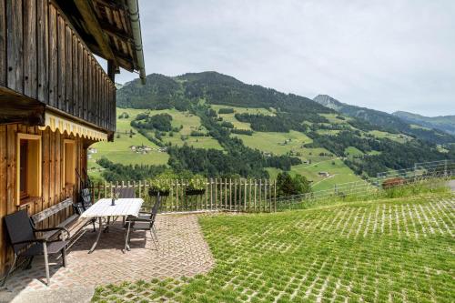  Knusperhäuschen Höfen-hüsle in 6741 Raggal