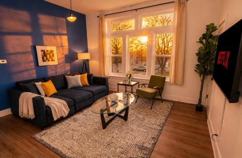 Modern 3BR King Chicago Stay Near United Center – khách sạn tại Logan Square