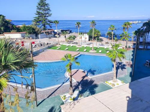 Costamar Oceanview 1 Bed Apartment