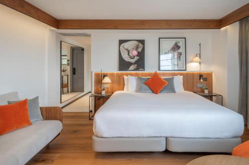 room detail thumbnail 0