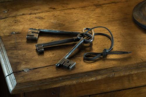 Confrérie du Moyen Âge - image 13