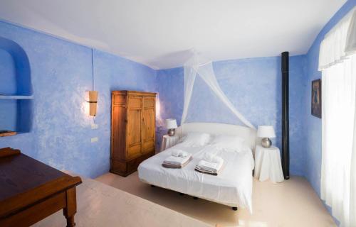Baix d' Or, Ibiza