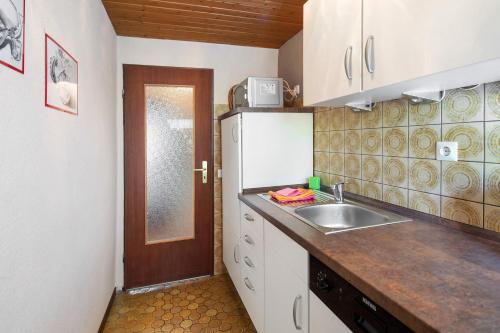 Kitchen, Schwalm - Aue in Neuental