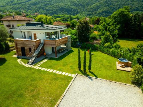 La Villa del lago