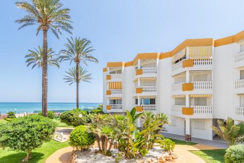 Exterior view, B22 Vistas al mar desde la terraza in Les Bovetes Beach