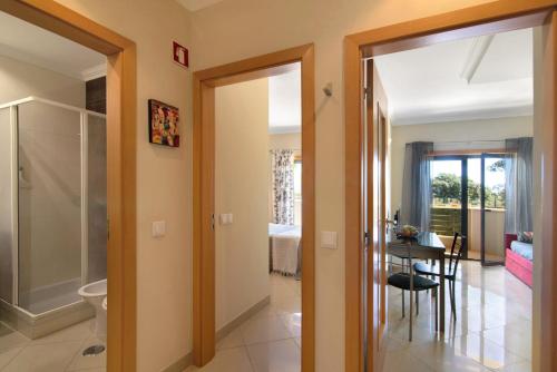 Apartamento T1 - Em zona tranquila - image 4