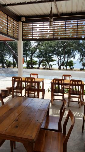 Yellow House Rayong - 레스토랑