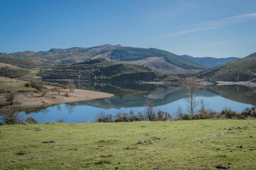 Viesnīcas āriene, El Corcal in Triollo