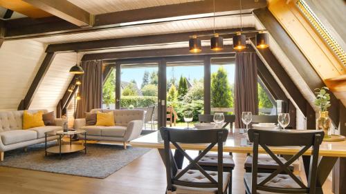 Ferienhaus Auszeit Mit Terrasse - Schramberg